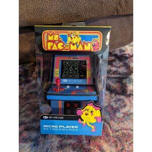Ms. Pac-Man arcade game table top video game